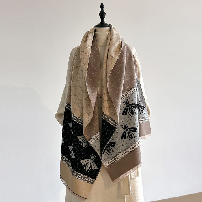 Elegant retro bee scarf