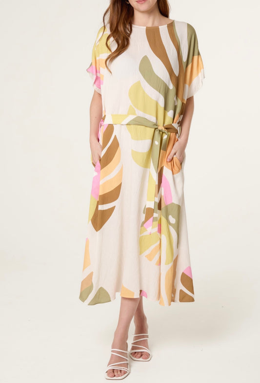 The Scarlet dress - Amazon collection