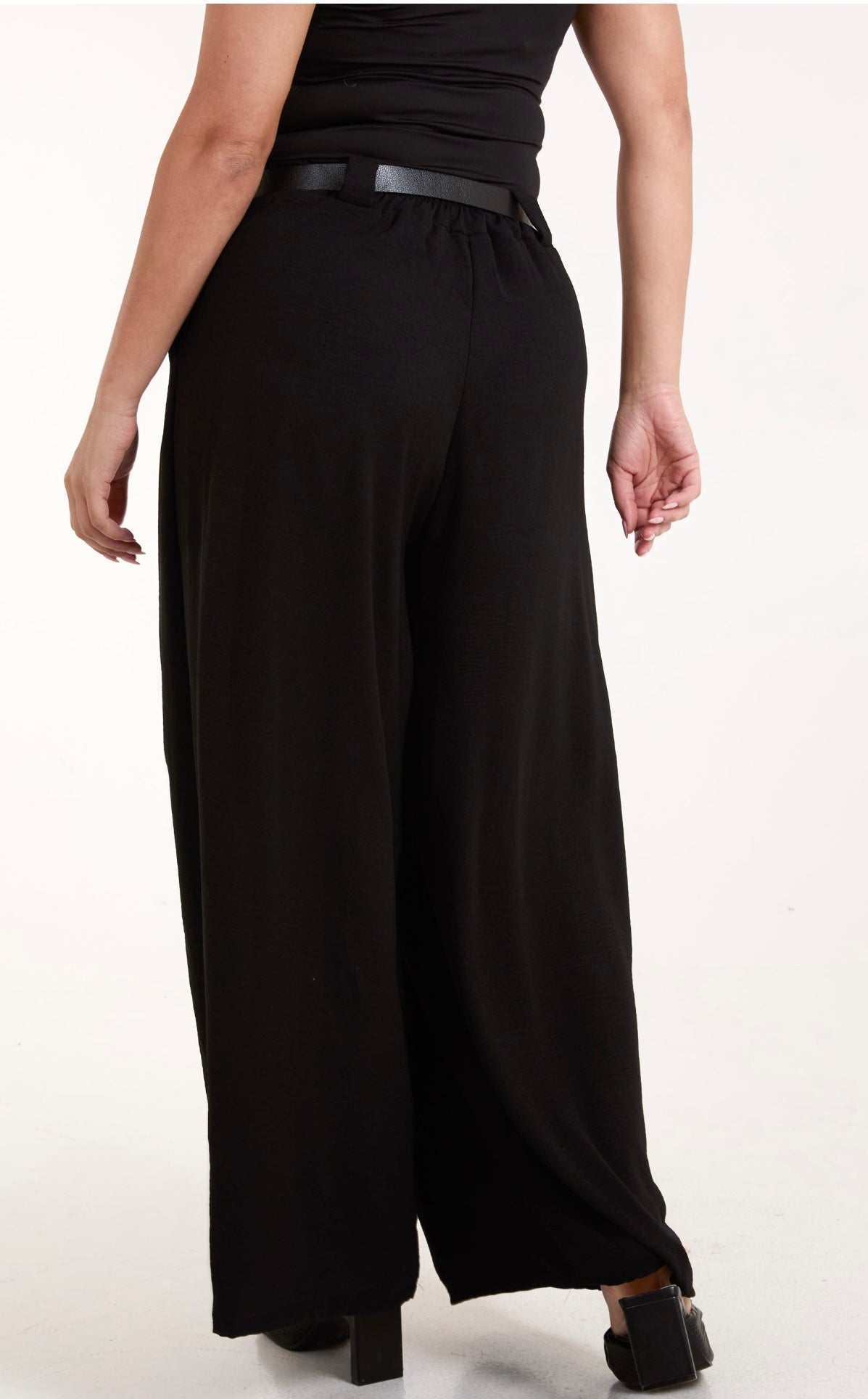 Belted wide leg trousers