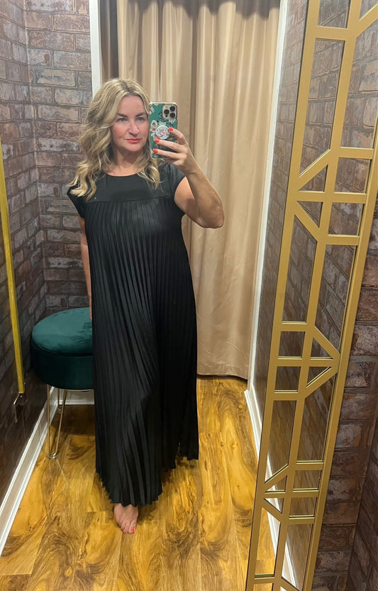 Satin pleats maxi dress